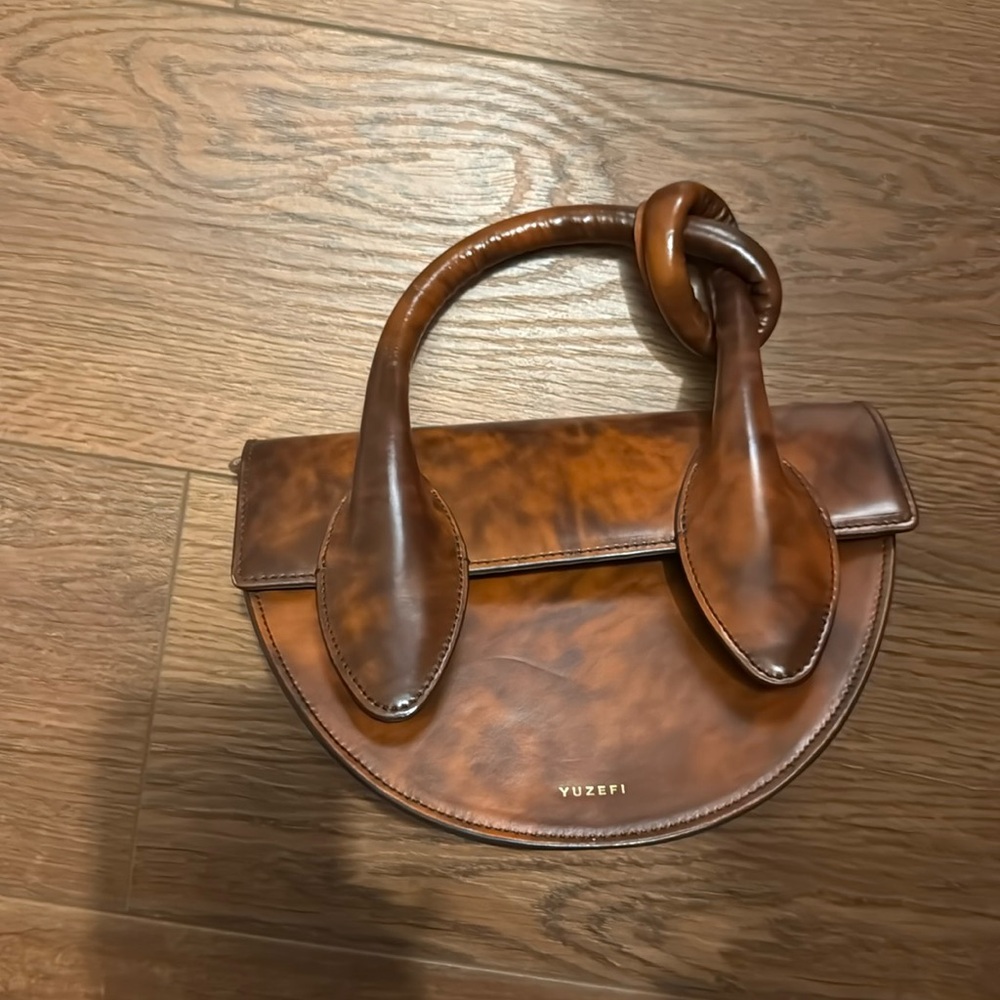 Yuzefi Dolores structured hand bag knot detail